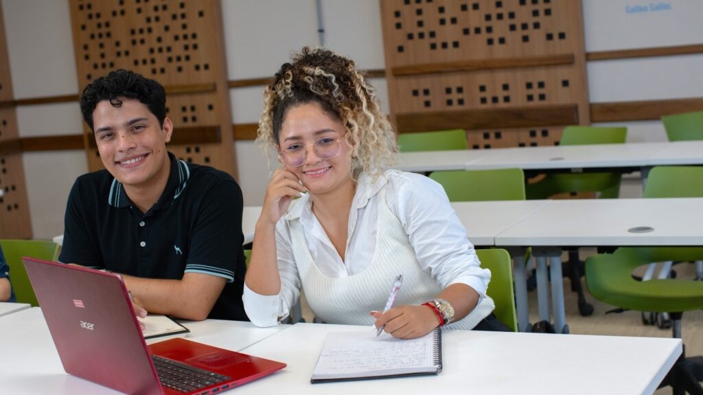 Programa de Ing. Mecánica abre primer capítulo estudiantil de la SME en Sudamérica