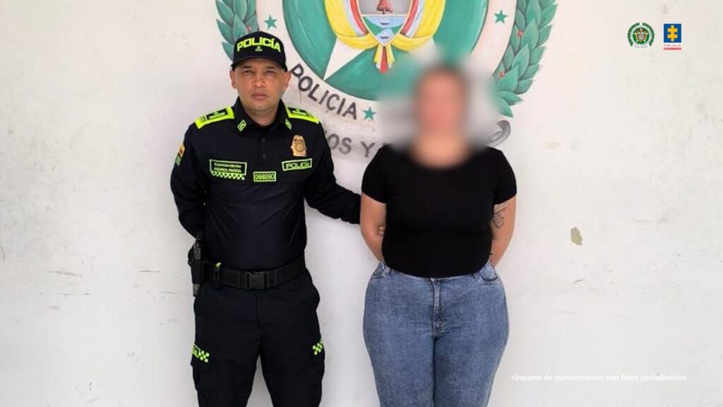 Judicializada mujer que habría participado en el crimen de su hija de dos años en Medellín