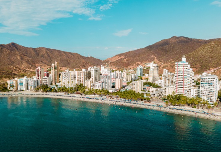 Por denuncias de brotes en bañistas, Procuraduría solicitó evaluar calidad del agua en playas de Santa Marta
