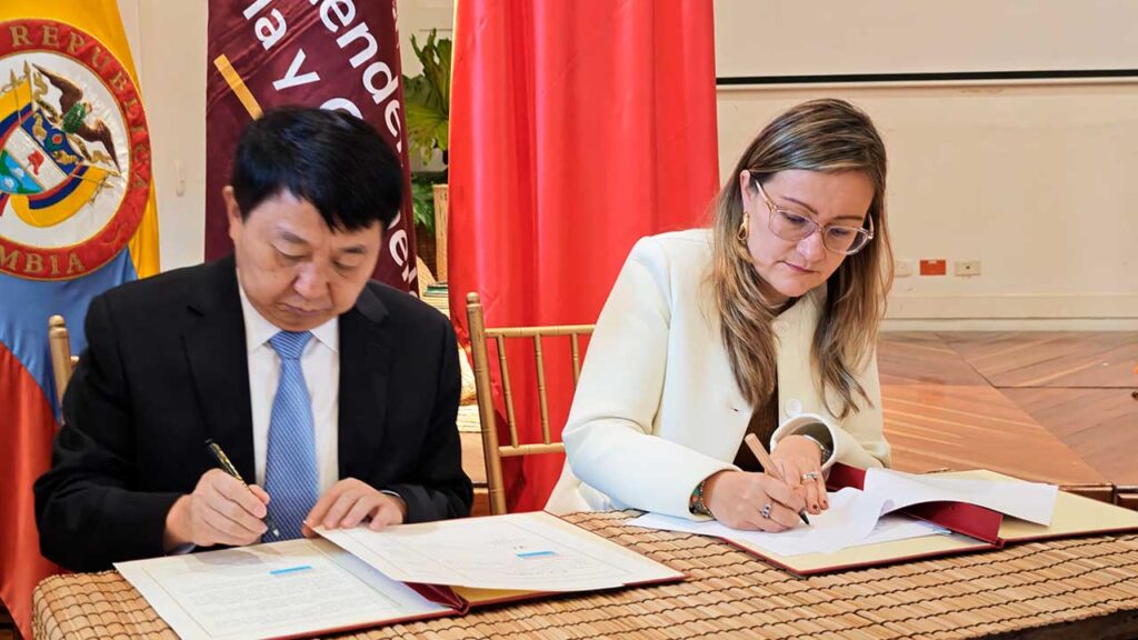 Colombia y China firmaron nuevo memorando de entendimiento en el marco de la Ruta de la Seda