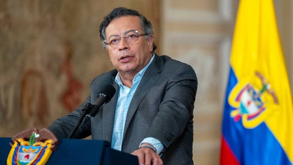 El abogado Víctor Mosquera, apoderado del Ex Presidente Uribe, instauró una denuncia penal contra el presidente Petro