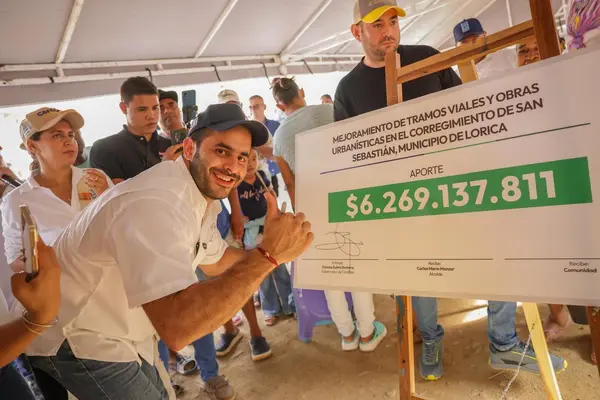 Gobernación de Córdoba hace realidad el pavimento en San Sebastián en Lorica