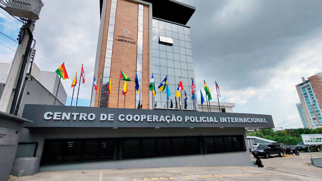 El presidente Petro asiste a la inauguración del Centro de Cooperación Policial Internacional en Manaos