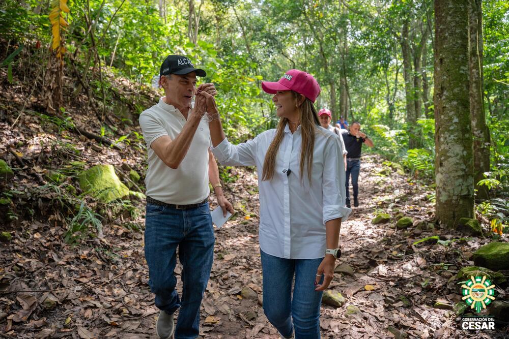 Gobernadora Elvia Milena Sanjuan selló alianza con 26 familias para proteger la cuenca del río Manaure: se invierten $1.600 millones