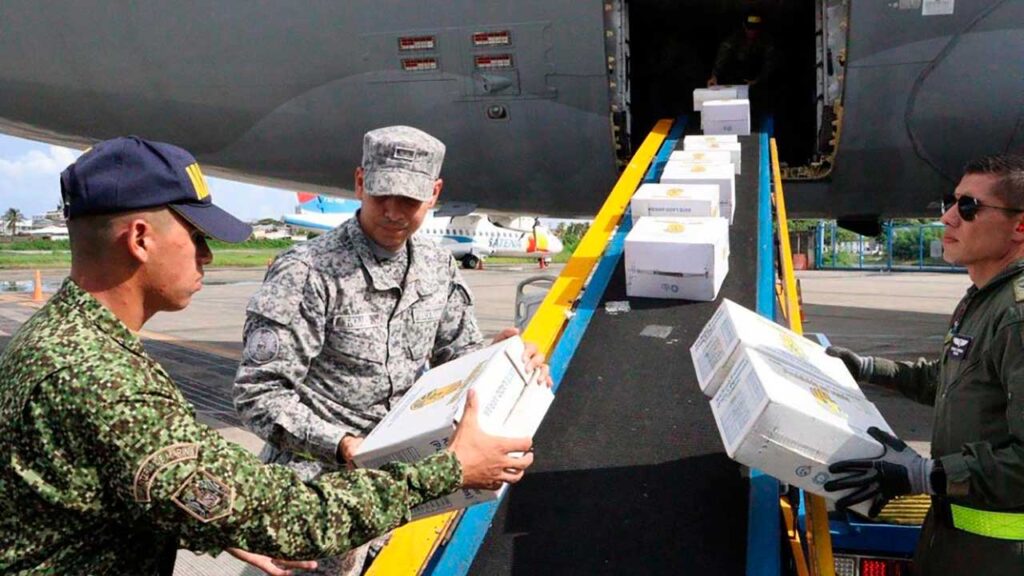 Gobierno envió 22 toneladas de ayuda humanitaria a San Andrés por tormenta tropical Melissa