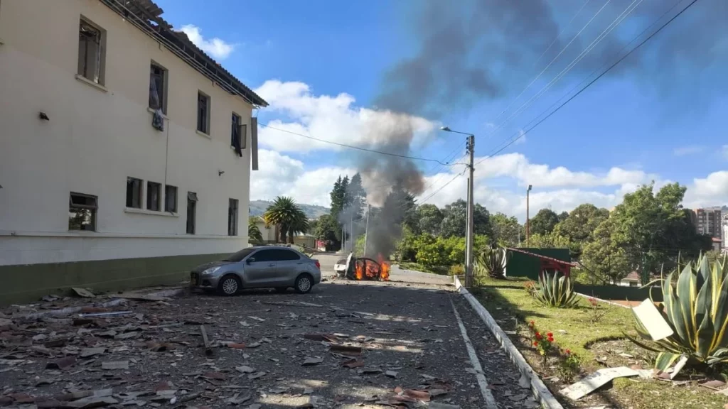 ¡Aterrador! Un carrobomba fue detonado de forma controlada en el Batallón Bolívar en Tunja