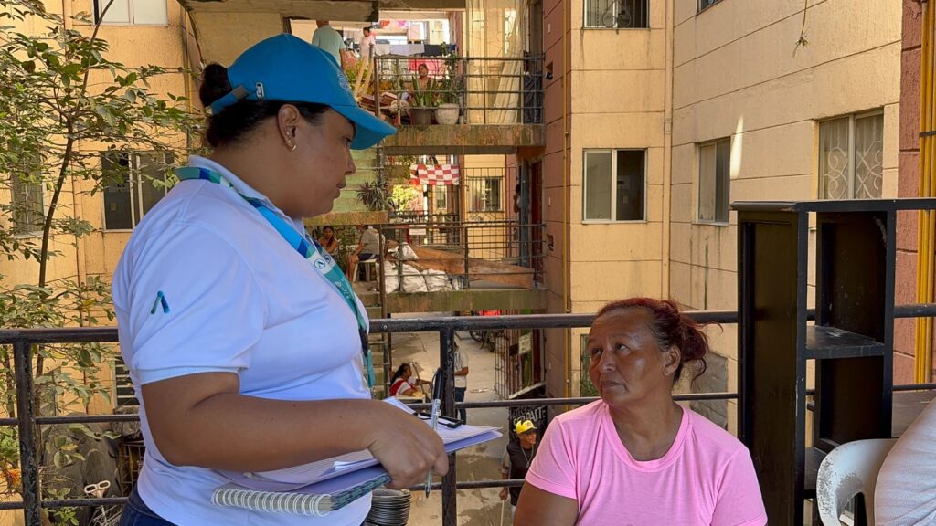 Distrito llevó pedagogía y atención sobre servicios públicos a 1.200 familias en Villas de la Cordialidad