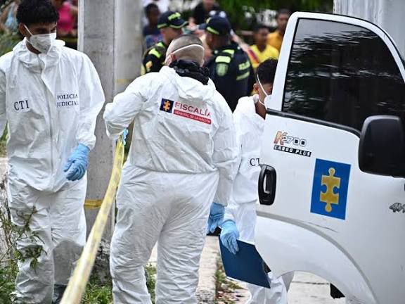 Ataque armado durante velorio deja dos jóvenes heridos en La Sierrita.