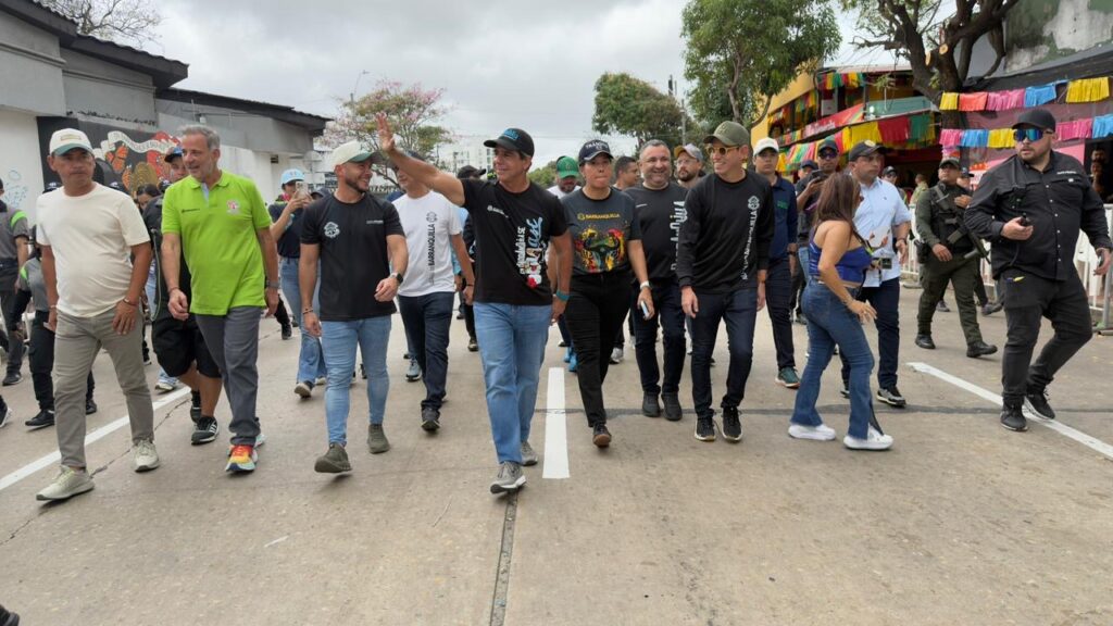 Con récord de asistencia, música, folclor y tradición, alcalde Char instala PMU de La Guacherna