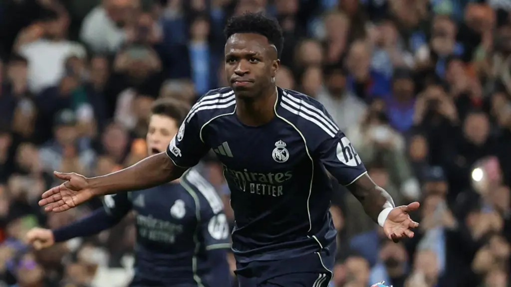 Vinicius Junior marcó los dos goles que dejaron al Manchester City por fuera de la Champions