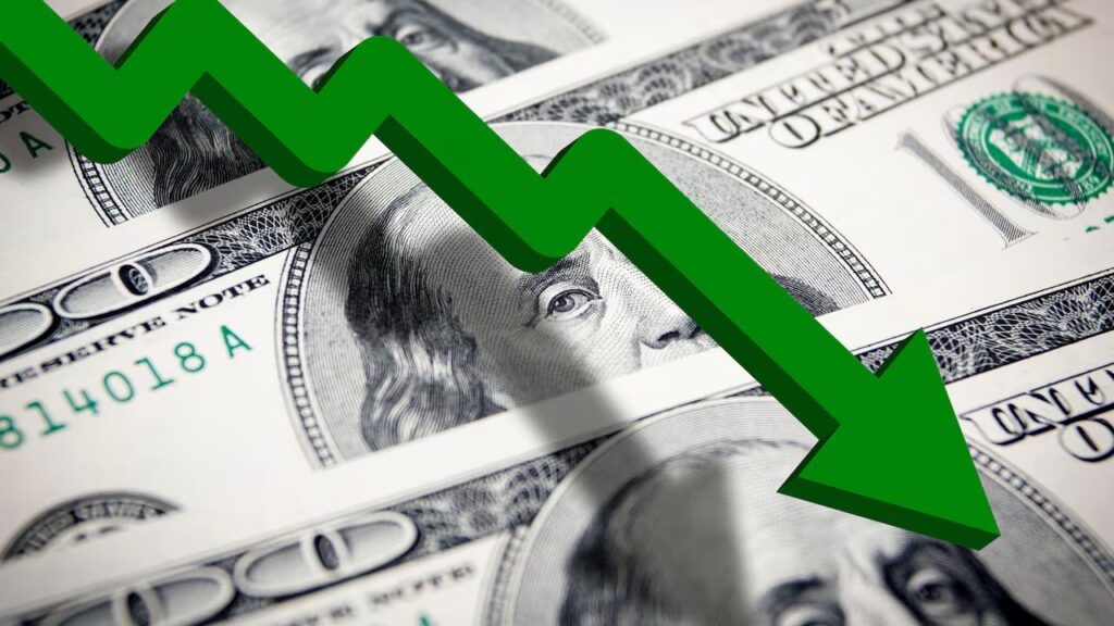 Dólar cerró a la baja luego de conocerse el dato de precios al productor de EE.UU.