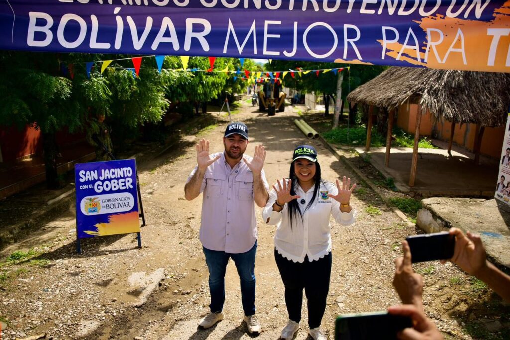 ¡Más pavimento! Yamil Arana da inicio a construcción de 10 calles nuevas en San Jacinto
