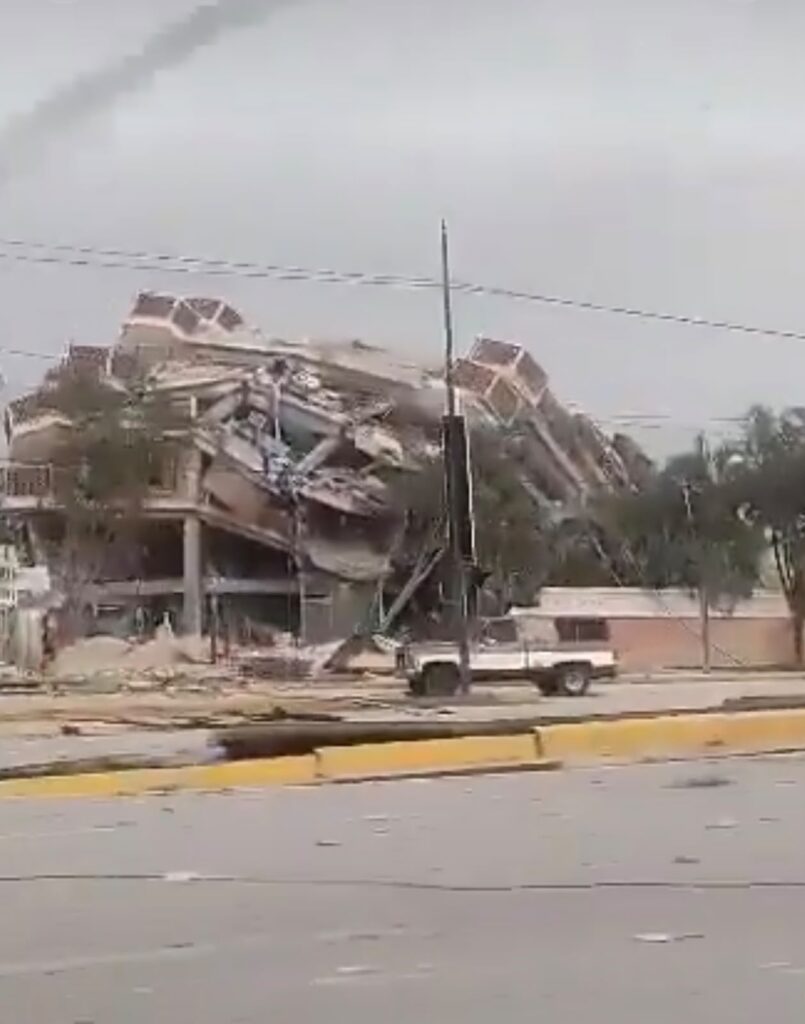Sube a 164 la cifra de muertos y a 971 los heridos tras los devastadores terremotos en Venezuela