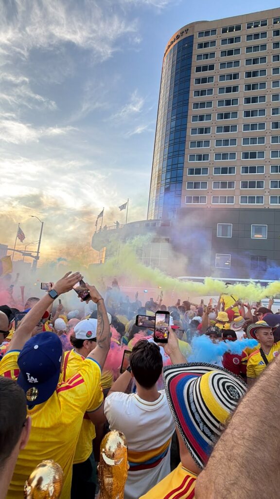 La hinchada colombiana convirtió a Kansas City en territorio tricolor