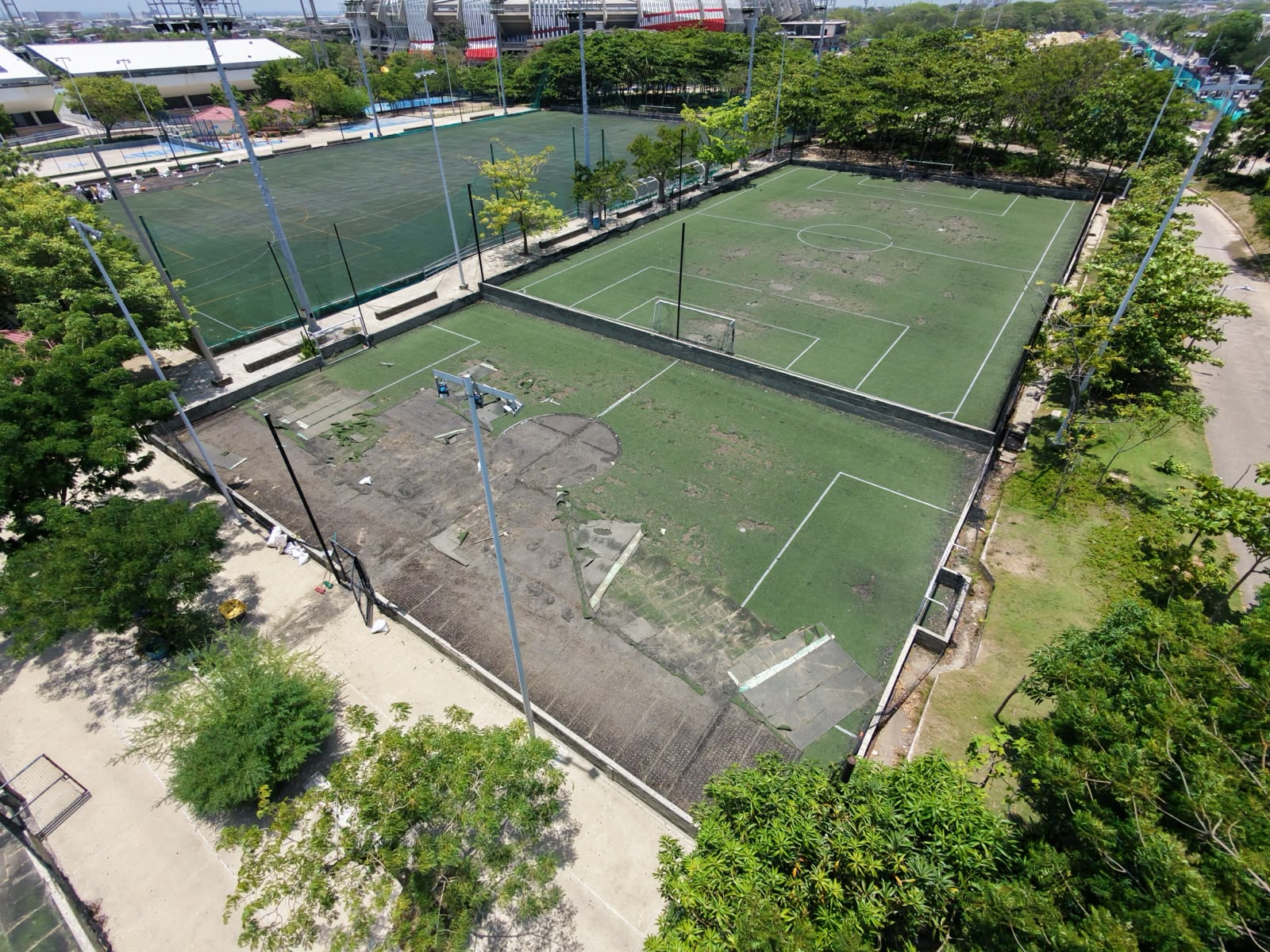 Alcaldía avanza en el mantenimiento de escenarios deportivos